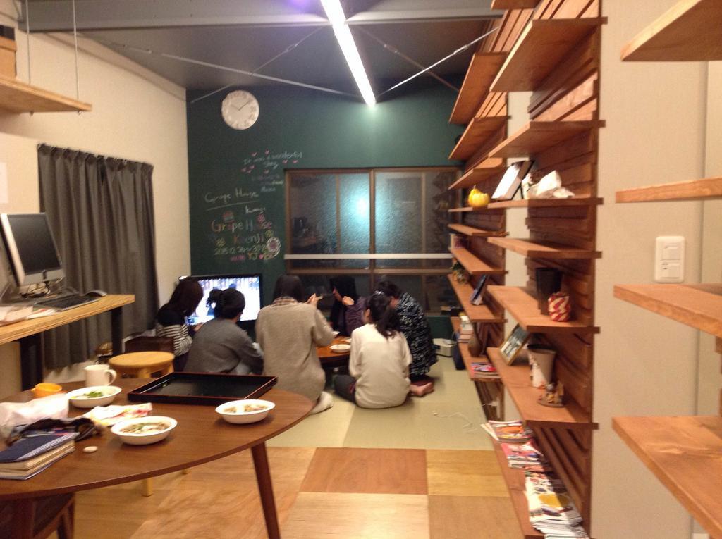 Hostel Grapehouse Koenji Präfektur Tokio Exterior foto